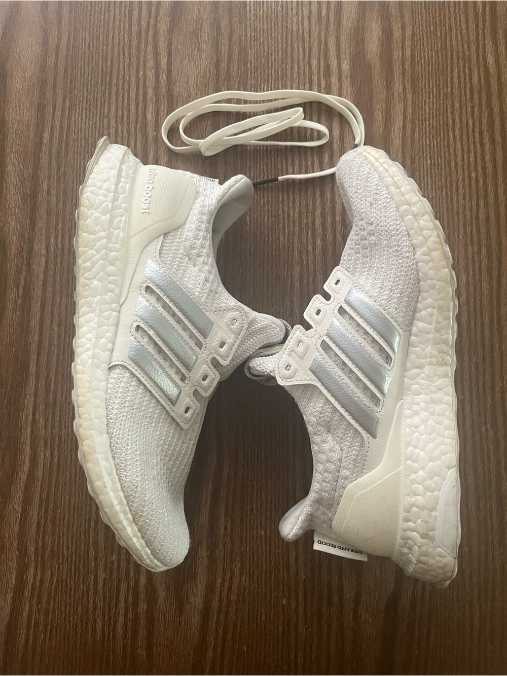 adidas UltraBoost 4.0 x Game of Thrones House Targaryen Women Size 8.5